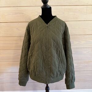 Torrid Quilted Bomber Jacket Green Women’s Size 2XL Oversized Cozy Comfort